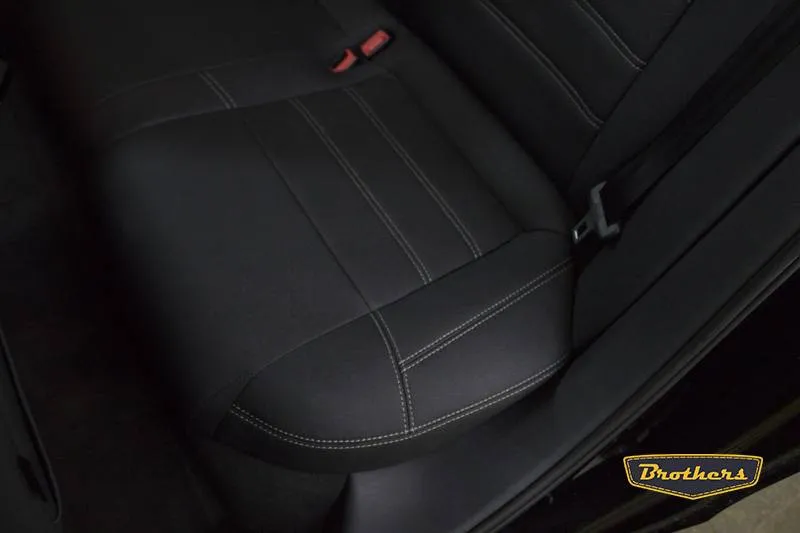 Чехлы на Audi A4 (ауди а4) из экокожи с вышивкой логотипов