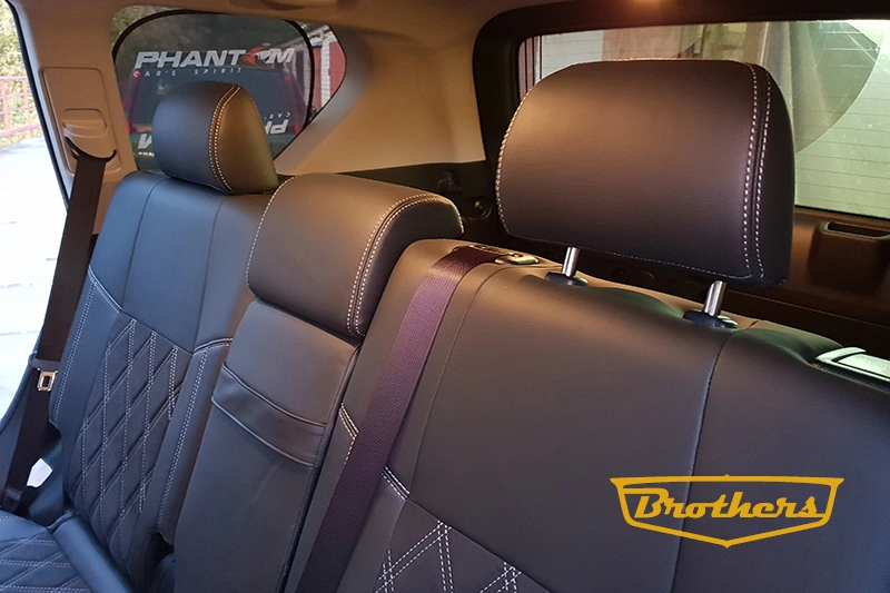 Чехлы на Toyota Prado 150 (рестайлинг), серии "Alcantara" с ромбами - серая строчка