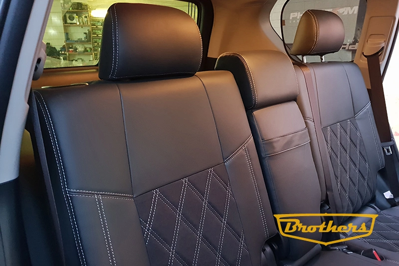 Чехлы на Toyota Prado 150 (рестайлинг), серии "Alcantara" с ромбами - серая строчка