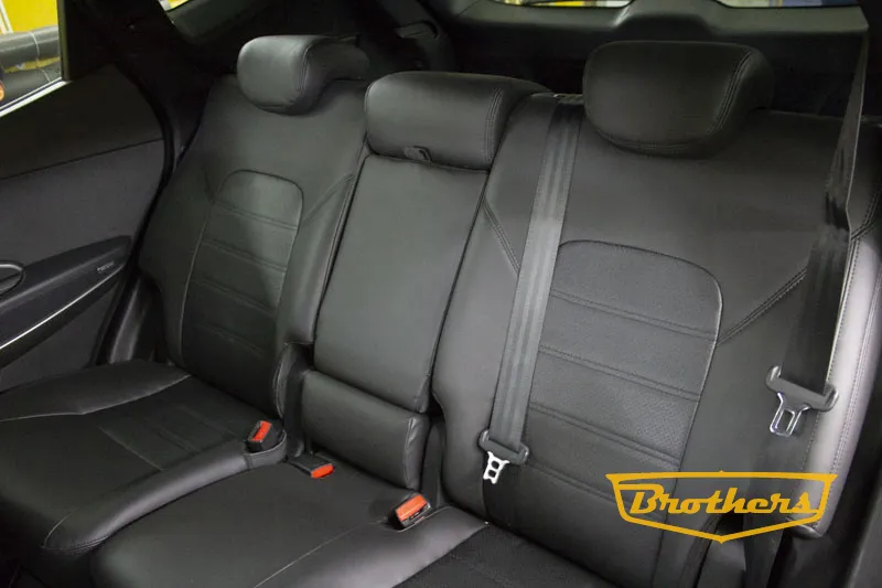 Чехлы на Hyundai Santa Fe 3, серии "Premium" - черная строчка