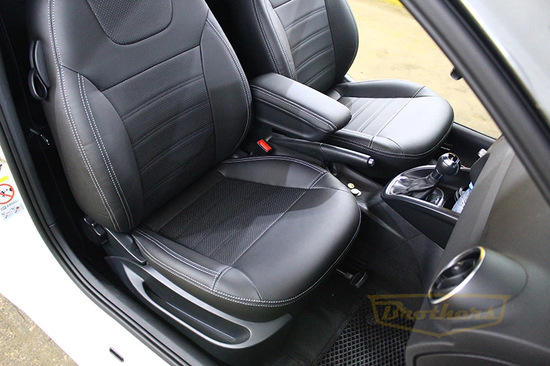 Чехлы на сидения  Audi A1 (8x) хетчбек, 3D, серии "Premium" (перфорированная экокожа) - серая строчка
