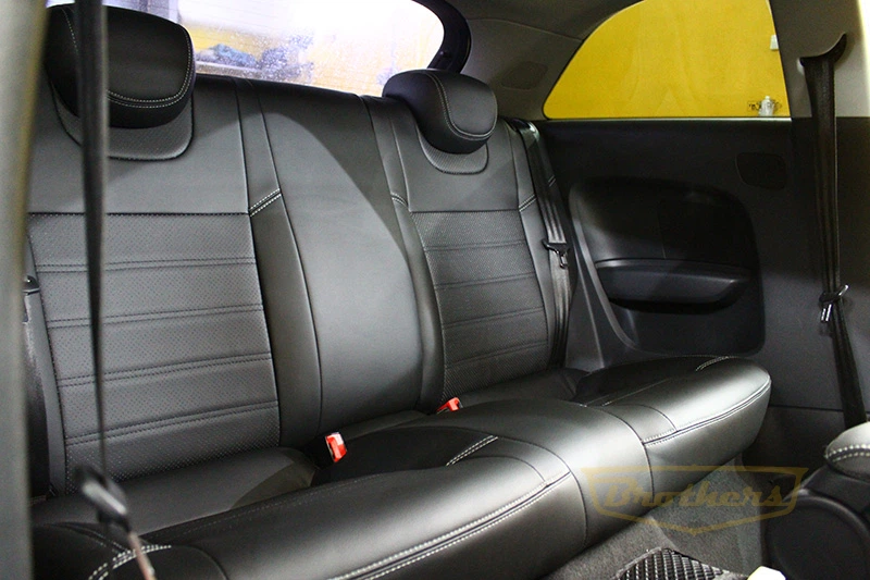 Чехлы на сидения  Audi A1 (8x) хетчбек, 3D, серии "Premium" (перфорированная экокожа) - серая строчка