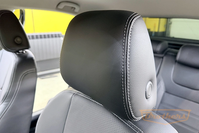 Чехлы на Skoda Superb 3 (Style), серии "Premium" - серая строчка Чехлы на Skoda Superb 3 (Style), серии "Premium" - серая строчка