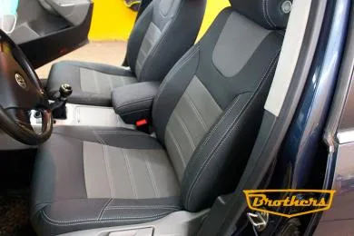 Чехлы на Volkswagen Passat B6 серии "Aurora" - серая строчка, серый центр
