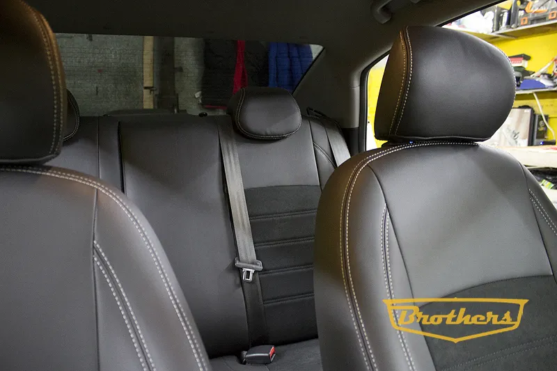 Авточехлы на Kia Rio (Киа Рио) 3, серии "ALcantara" - серая строчка