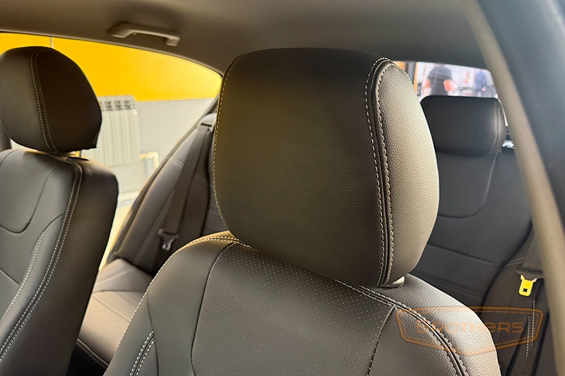 Автомобильные чехлы для сидений автомобиля BMW 1 (БМВ 1) рестайлинг 2, F20/F21 серии "Premium" - серая строчка