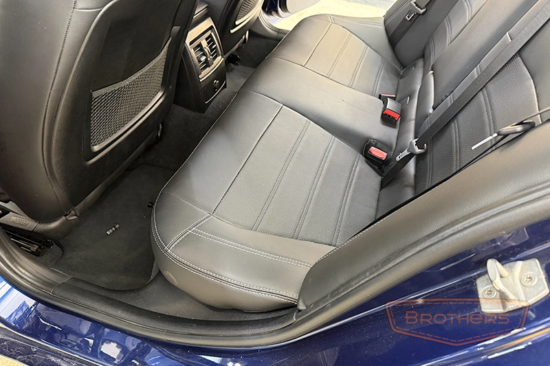 Автомобильные чехлы для сидений автомобиля BMW 1 (БМВ 1) рестайлинг 2, F20/F21 серии "Premium" - серая строчка