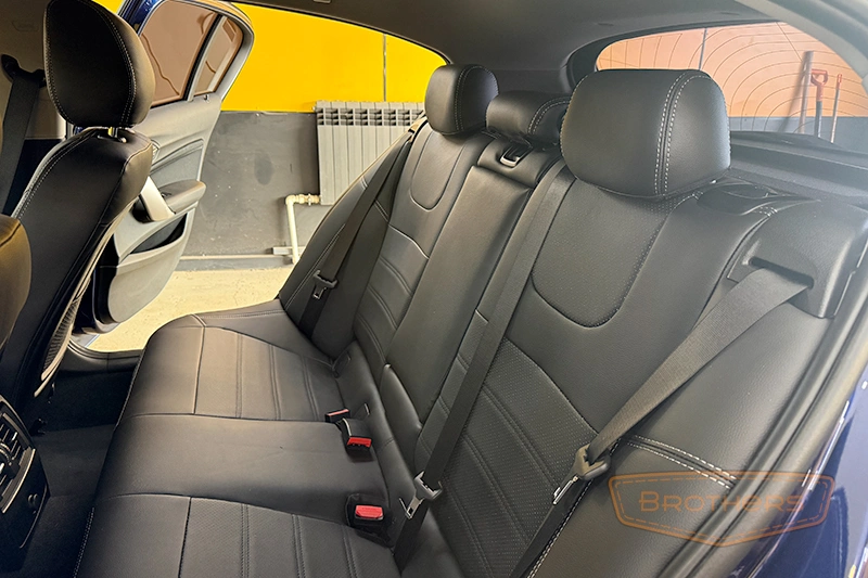 Автомобильные чехлы для сидений автомобиля BMW 1 (БМВ 1) рестайлинг 2, F20/F21 серии "Premium" - серая строчка