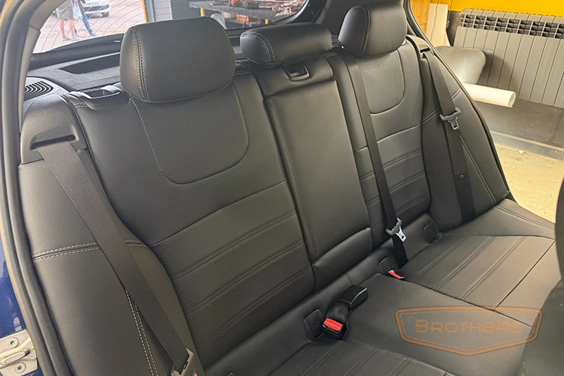 Автомобильные чехлы для сидений автомобиля BMW 1 (БМВ 1) рестайлинг 2, F20/F21 серии "Premium" - серая строчка