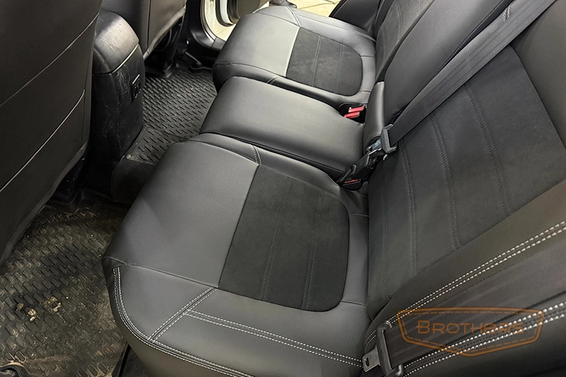 Чехлы на Мазду CX 5 с алькантарой - фото