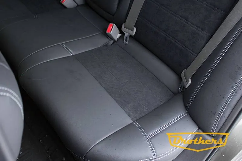 Чехлы на Honda Civic 8 (4D, комплектация comfort), серии "Alcantara" - серая строчка