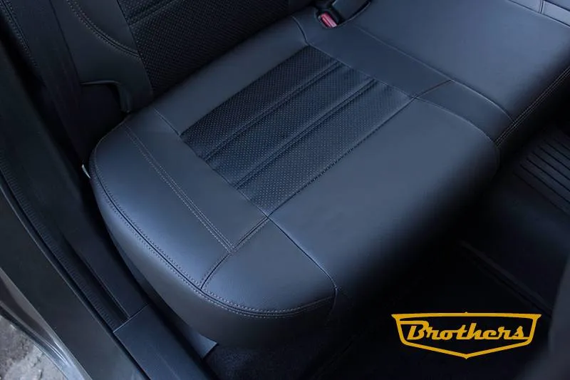 Чехлы на Mazda 3 (BM), серии "Premium" - коричневая строчка